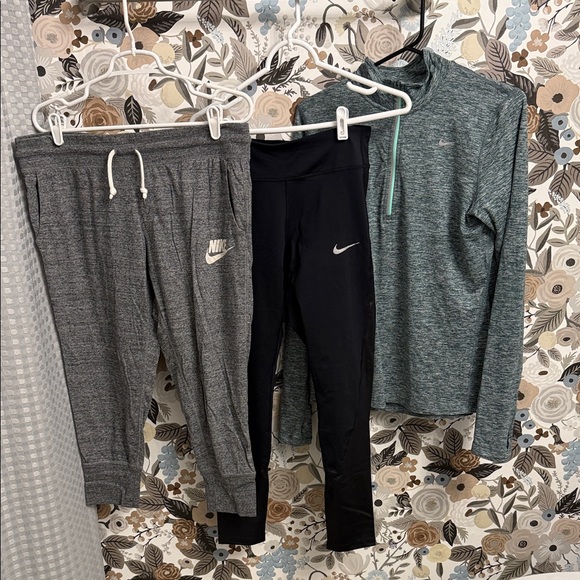 Nike Gray and Black Leggings, Green quarter zip - Picture 1 of 6